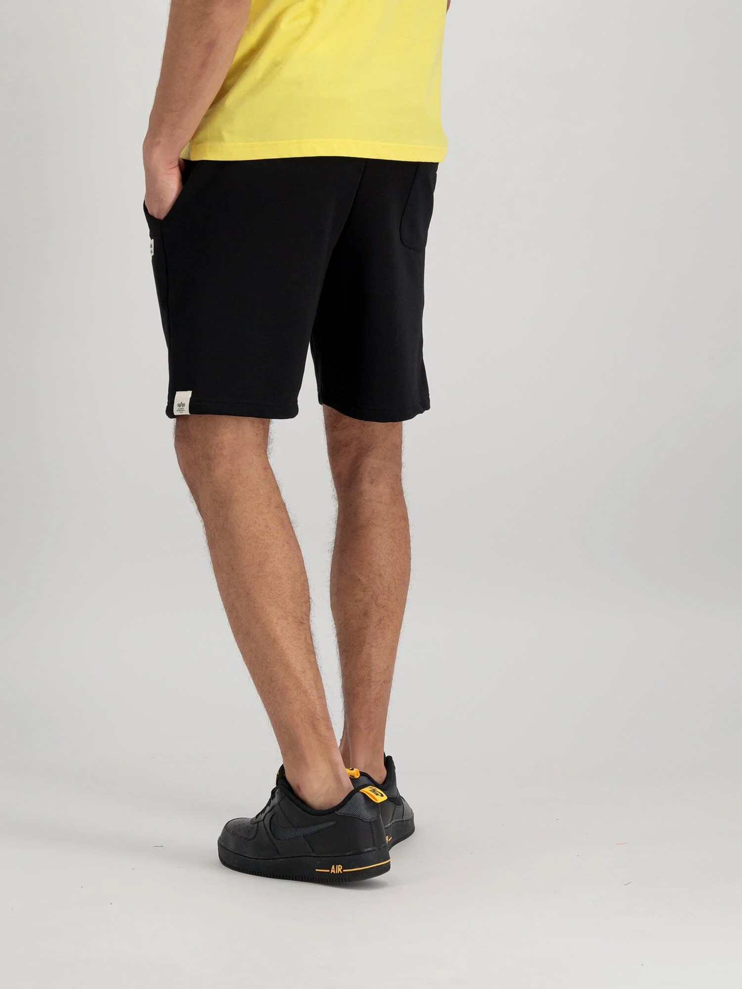 ORGANIC JOGGER SHORT - Image 15