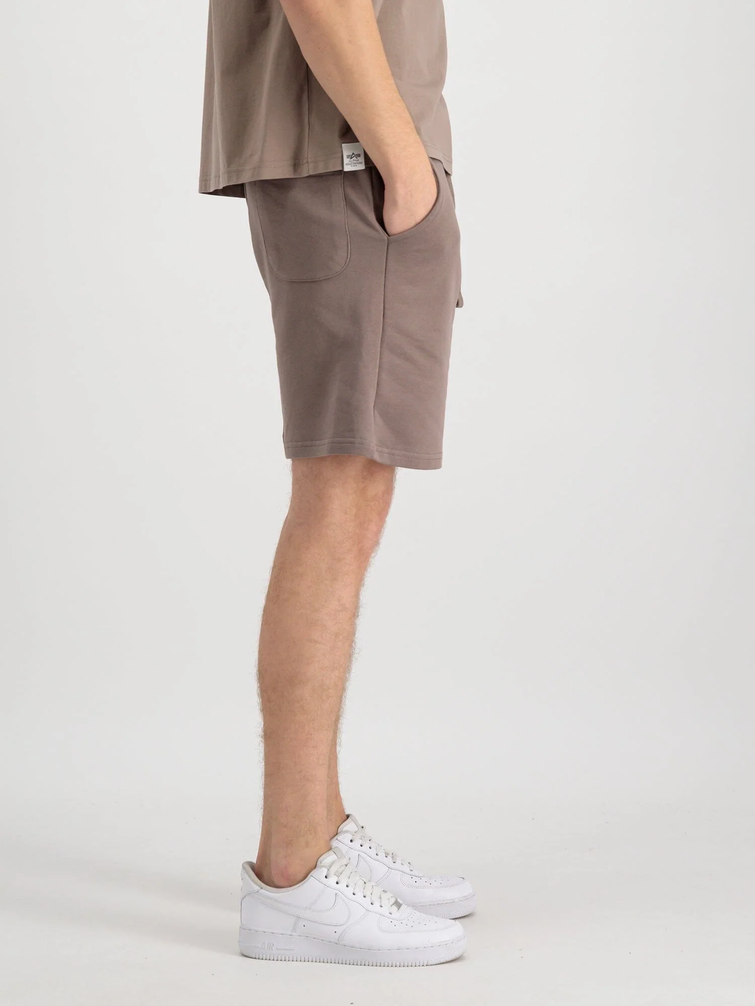 ORGANIC JOGGER SHORT - Image 9