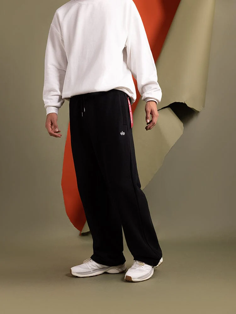 ESSENTIAL SWEATPANTS - Image 3